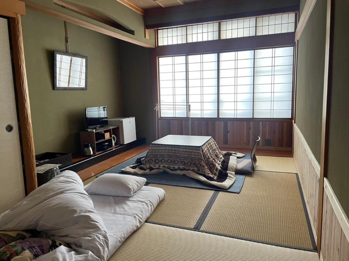 Japanese-Style Room