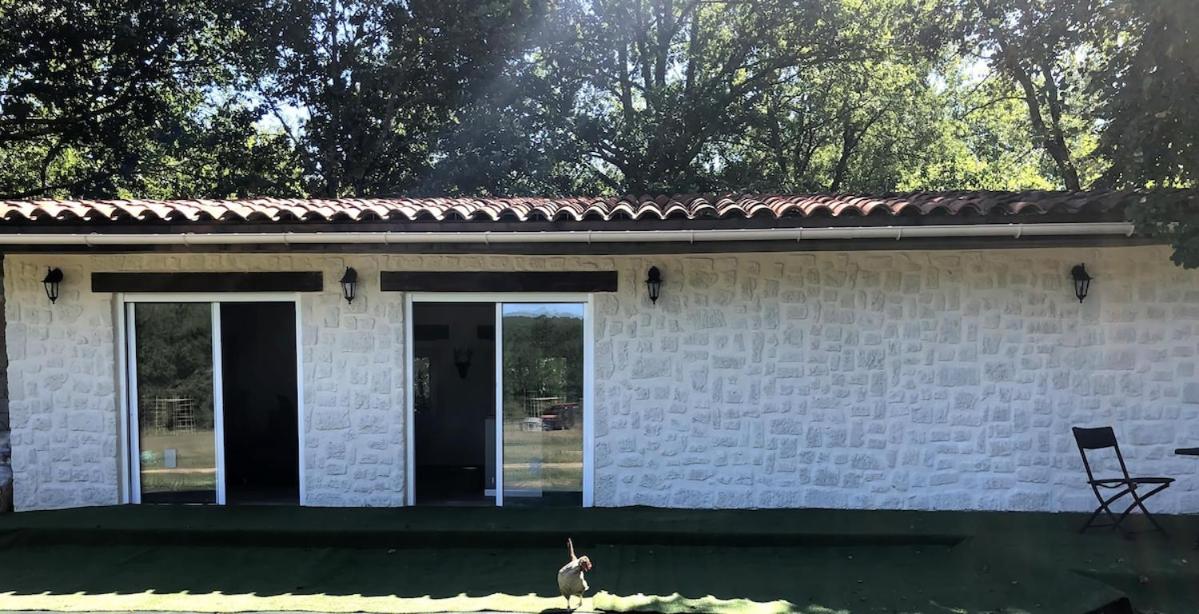 La Bergerie Luxury cottage and pool on eco-friendly micro-farm - Ferienwohnung Duravel