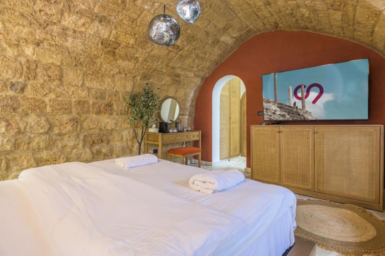 Beit Chams 3 Suites in Batroun - Bed and Breakfast Batroûn