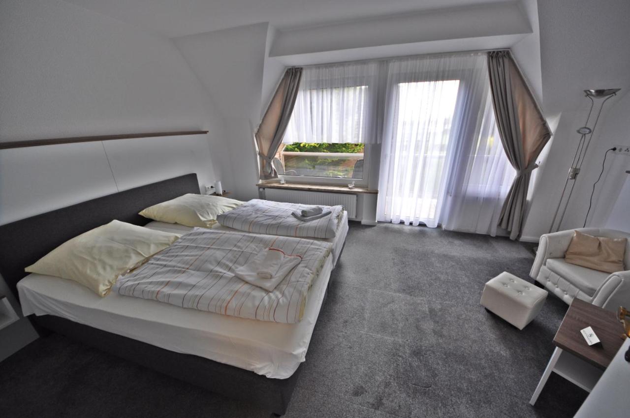 Doppelzimmer mit Balkon