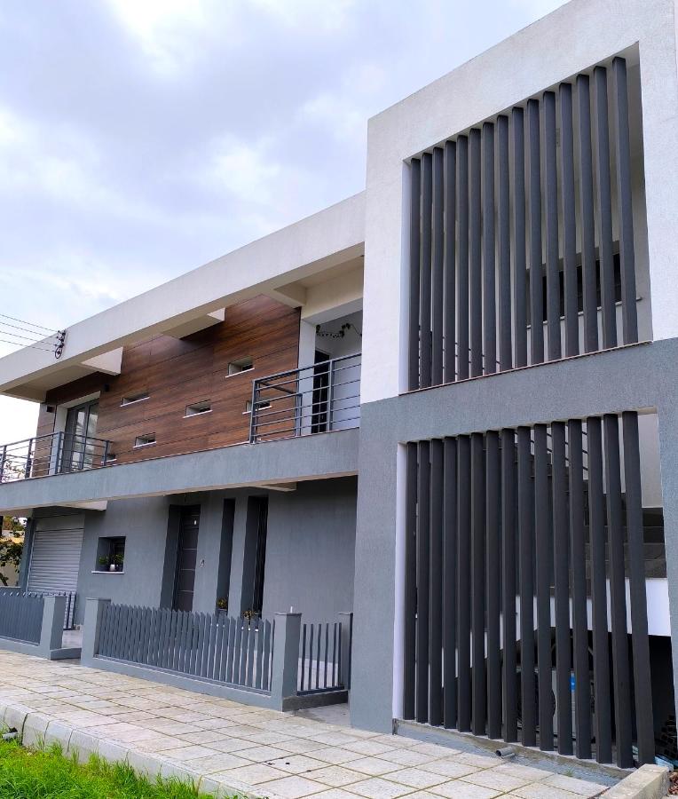 George Apartments - Ferienwohnung Larnaka