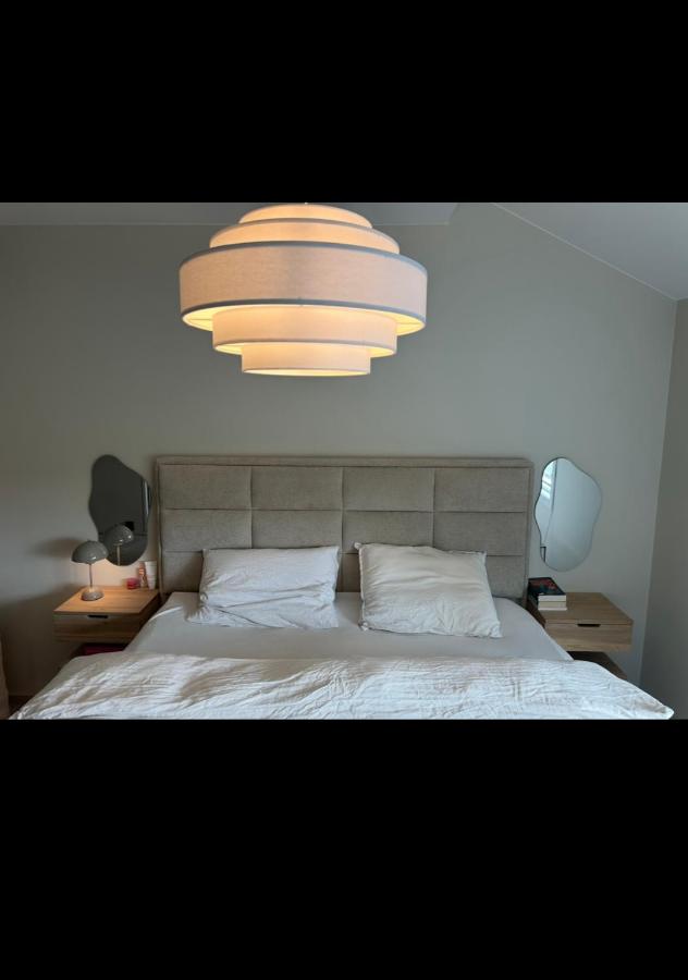 Stor og sentral leilighet nær lagunen - B&B