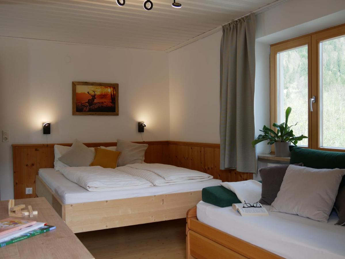 Apartment mit 2 Schlafzimmern und Balkon