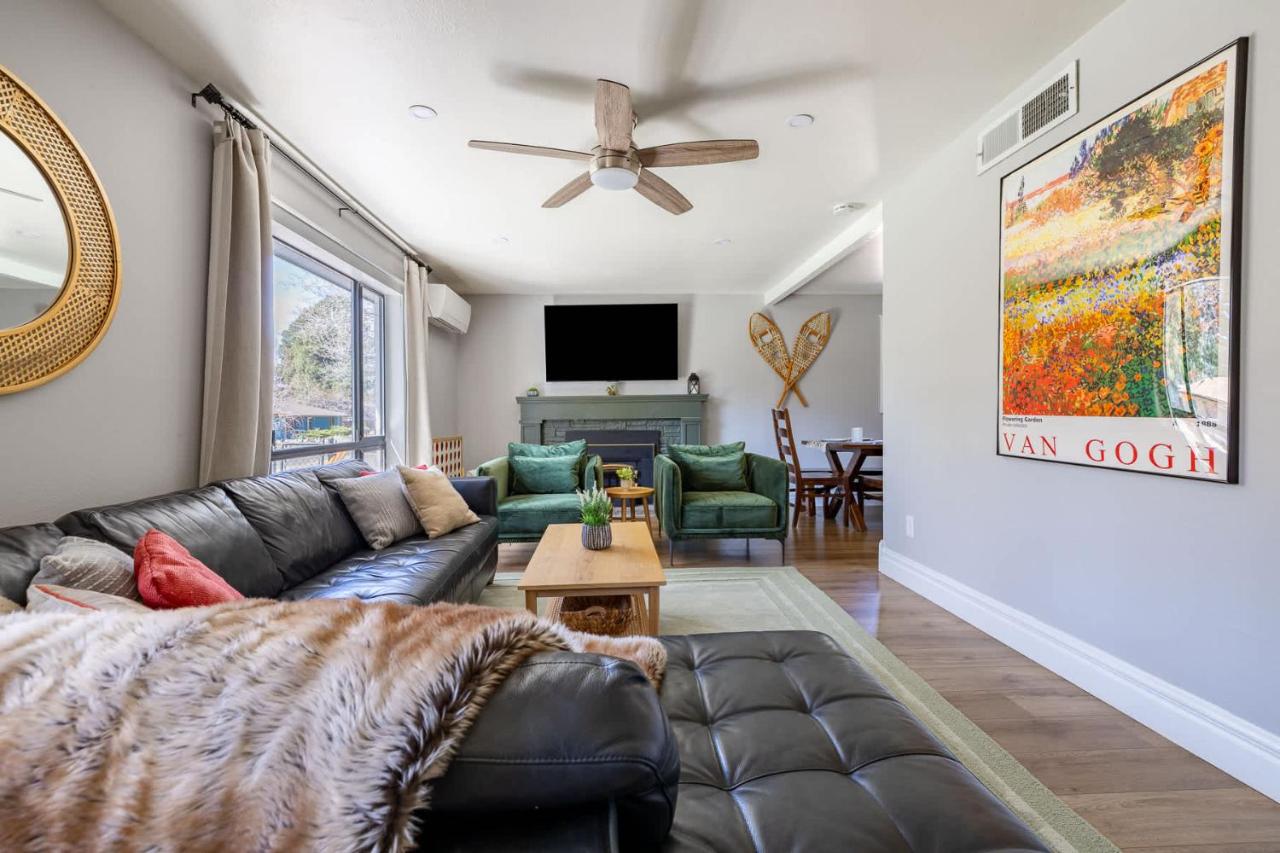 Scenic Mountain Getaway by the Park - B&B Flagstaff