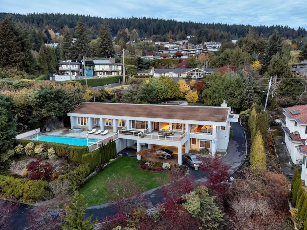 The West Vancouver Getaway Estate 5 Bedrooms - B&B