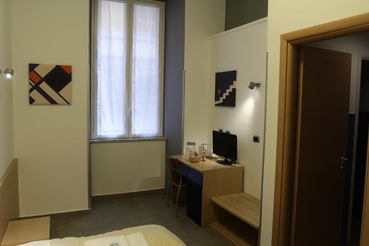 Two Connecting Double Rooms