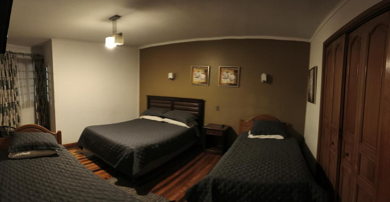 Hostal el Parrón - B&B