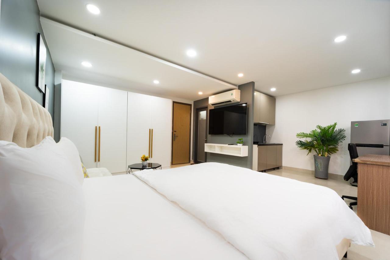 Deluxe King Suite