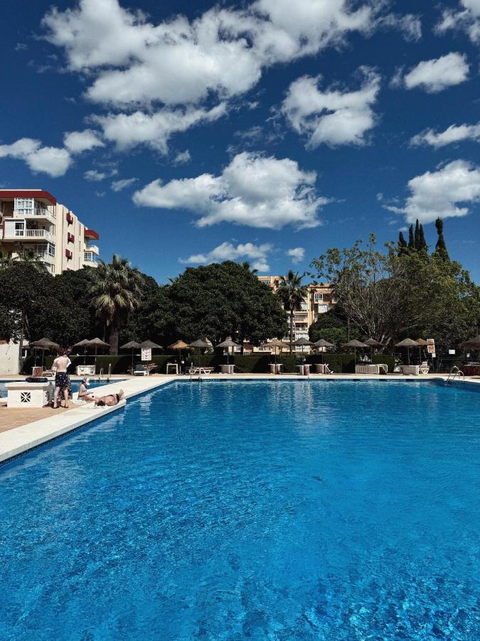 Agata Sunset Studio & Swimming Pool - B&B Benalmádena