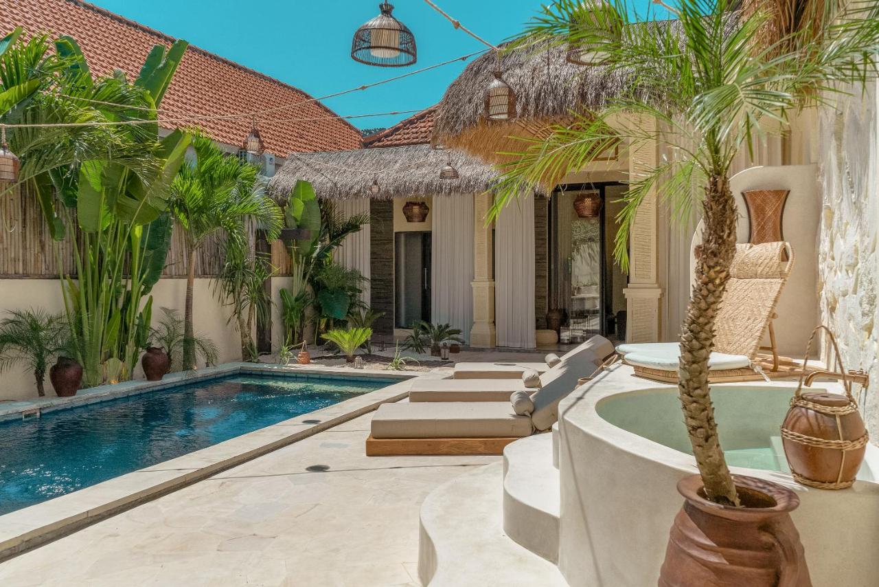 Villa Zalana - Soul of Nature Luxe Escape with Ethnic Charm Concept - 3 min from beach - Bed and Breakfast Canggu