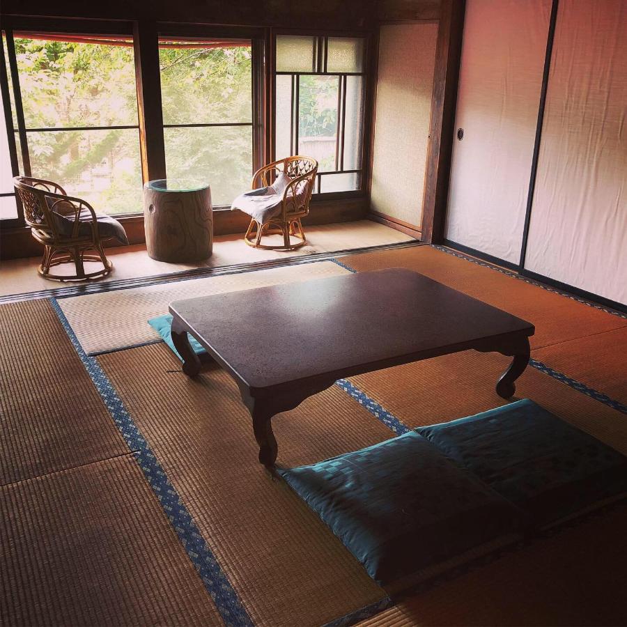 Japanese-Style Room