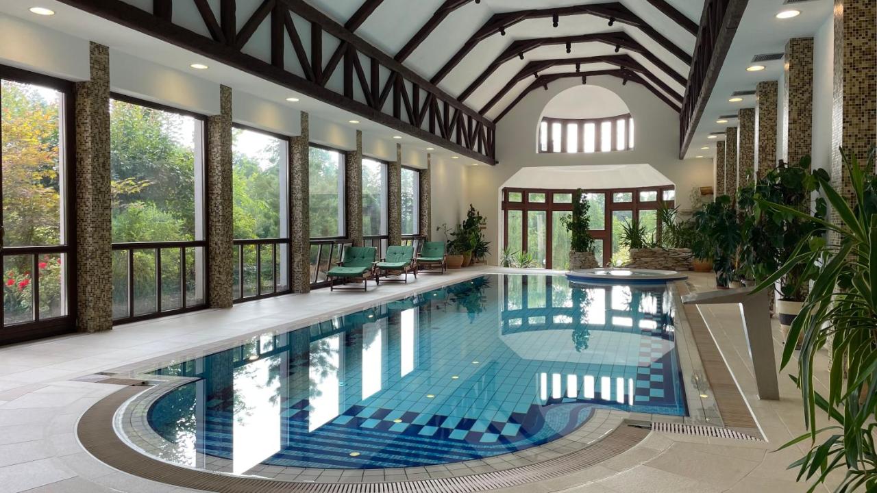 Villa Romana Mazury - B&B Jeziorowskie