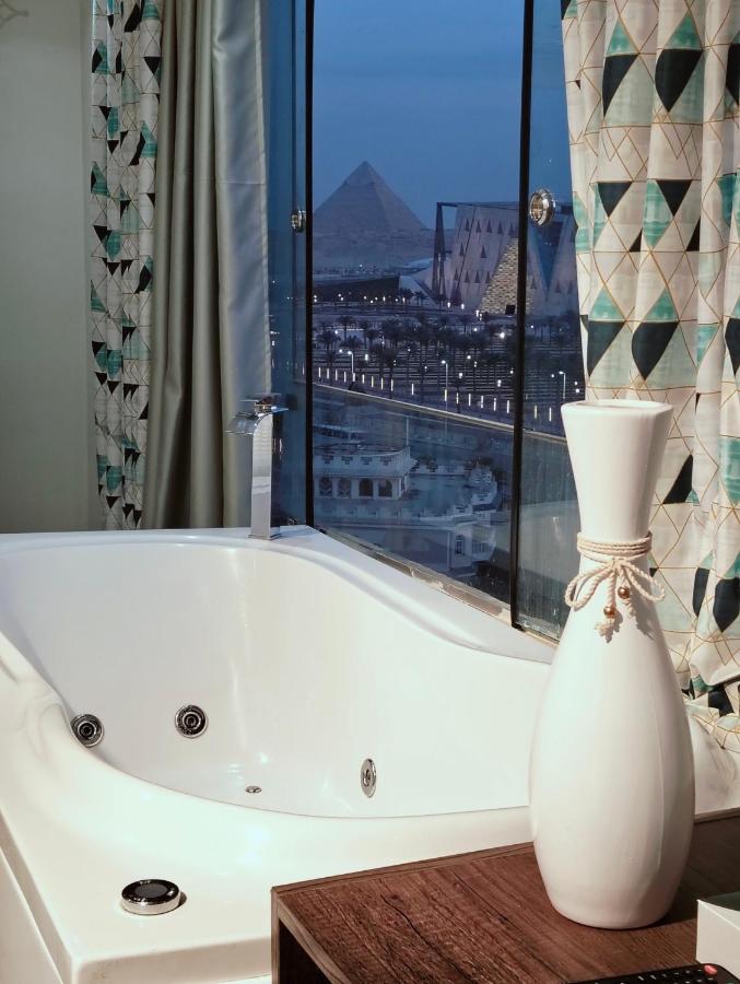 Plaza Pyramids & Museum View - Bed and Breakfast Caïro