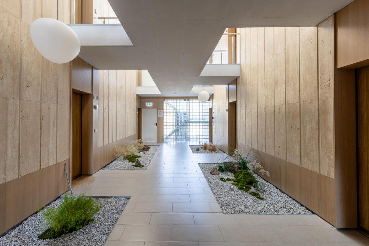 Apartamentas 100 & 1 - B&B Palanga