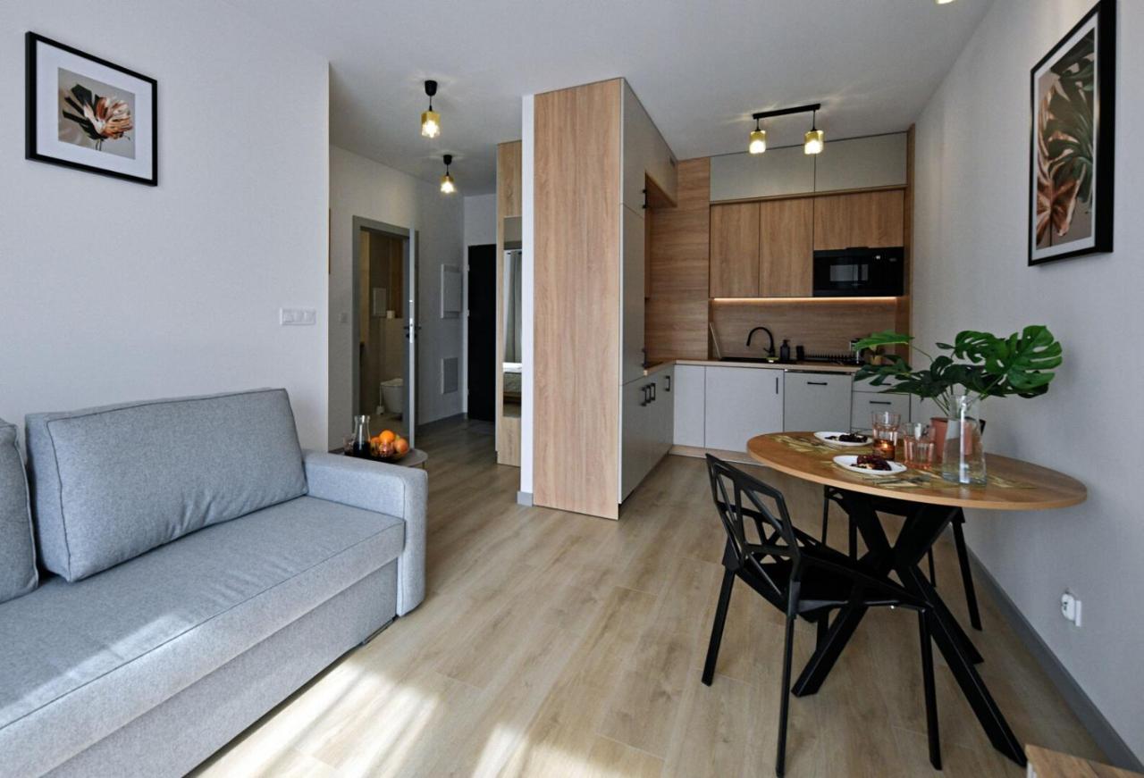 City Break Apartment Suite z balkonem i garażem podziemnym w cenie - Ferienwohnung