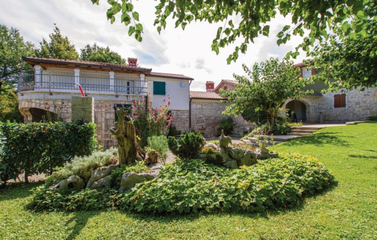 Villa Stori Grod - B&B