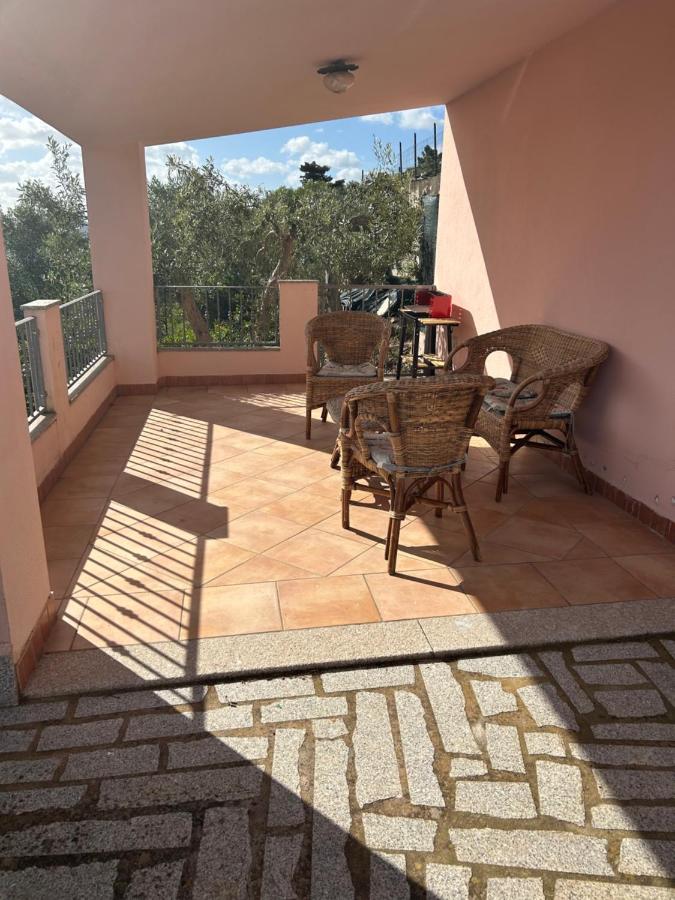 Casa vacanza Vale Ale - B&B Olbia