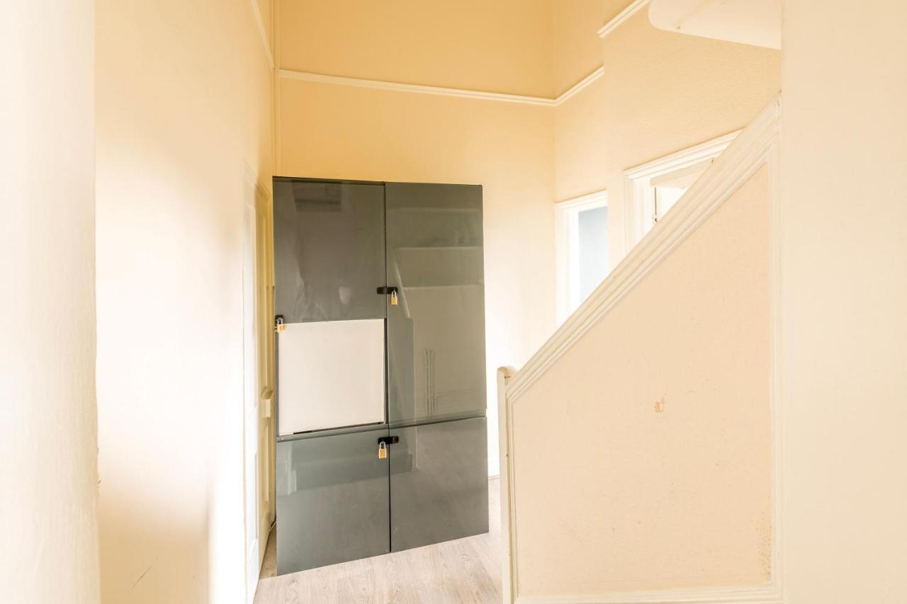 Centralised Osborne House with Free Parking by Prescott Apartments - Chambres d’hôtes