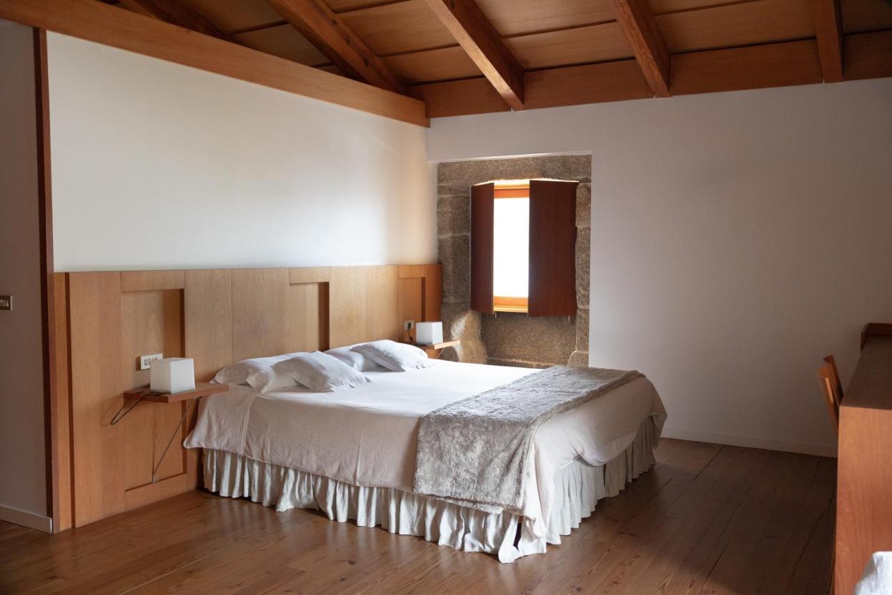 Deluxe Double or Twin Room with Sea View