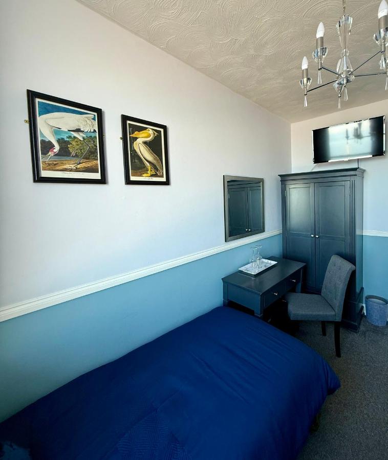 Chambre Lits Jumeaux avec Salle de Bains Privative