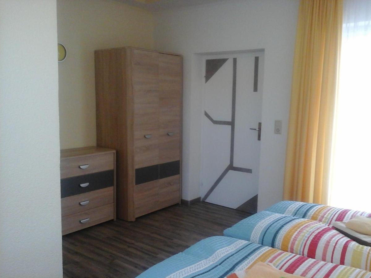 Zweibettzimmer