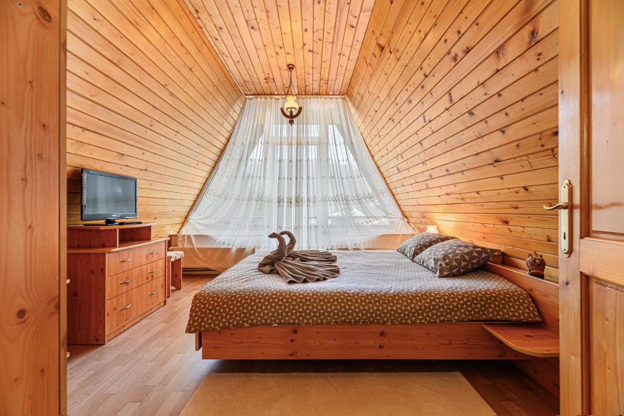 FLH - Emprin House - B&B Predeal