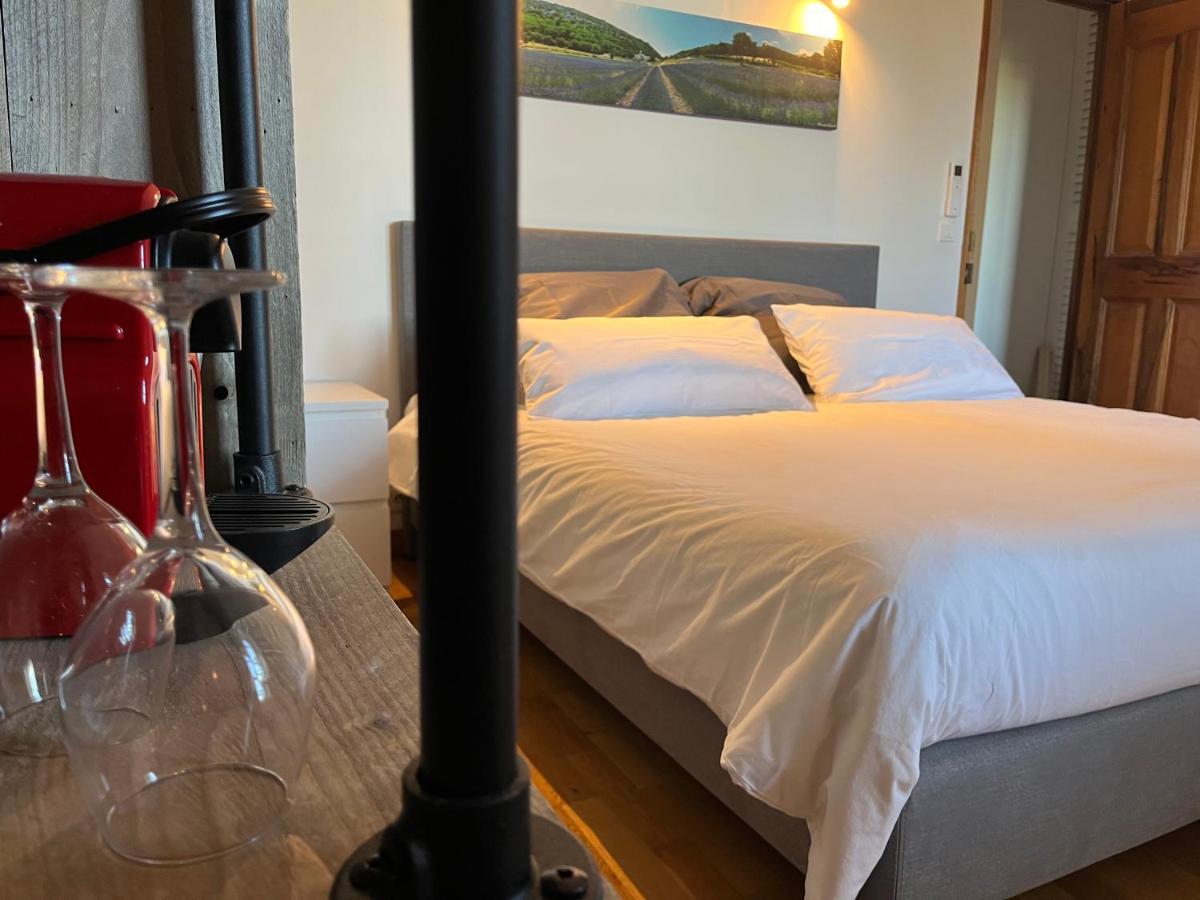 Chambre Double avec Salle de Bains Commune
