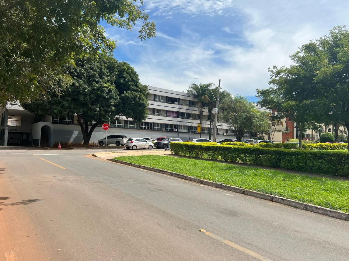 Sudoeste - Ed. Caribe Center - Com Garagem - Unidade 203 - Excelente Localização - Bed and Breakfast Brasilia