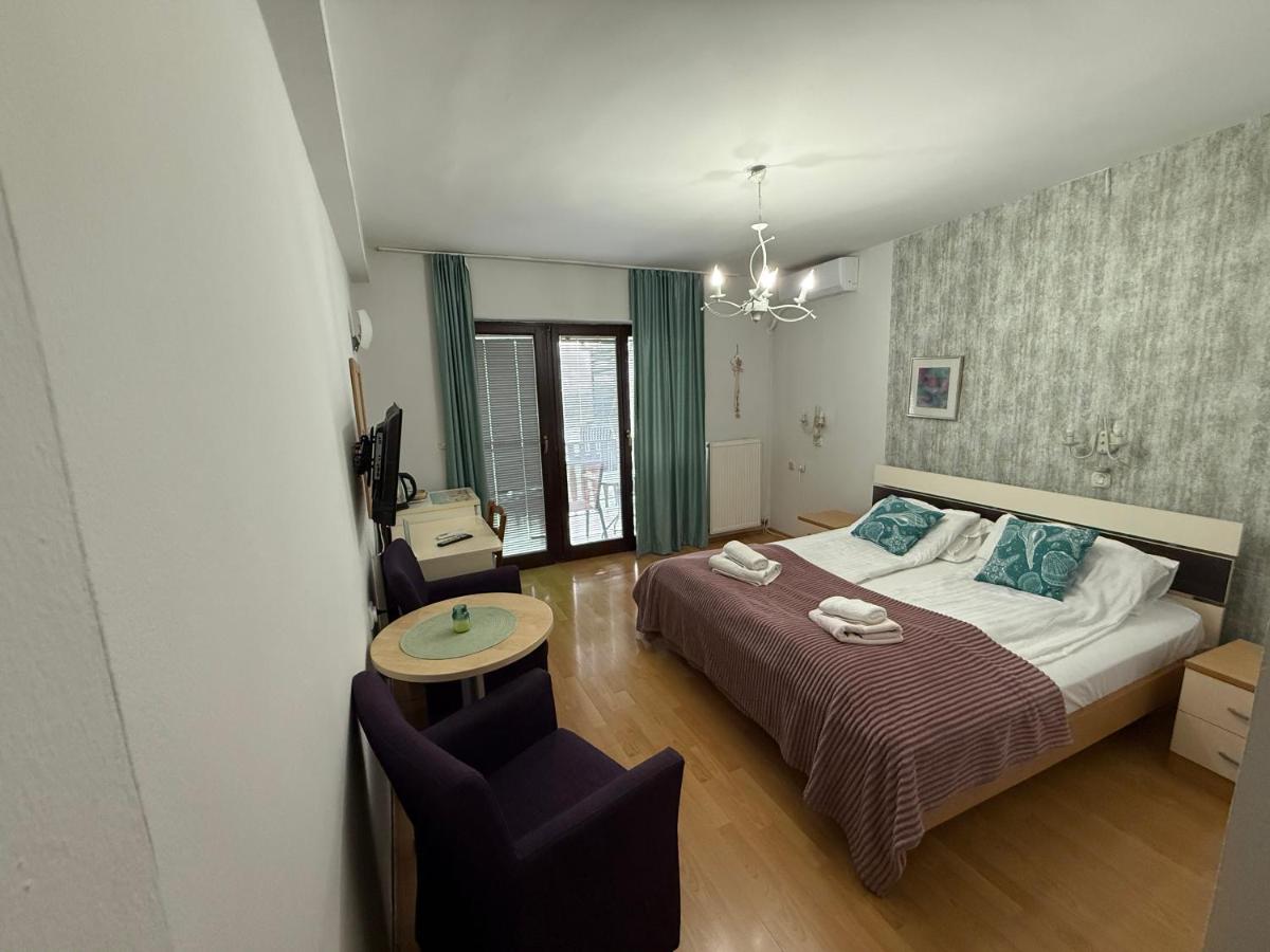 Doppelzimmer mit Seeblick