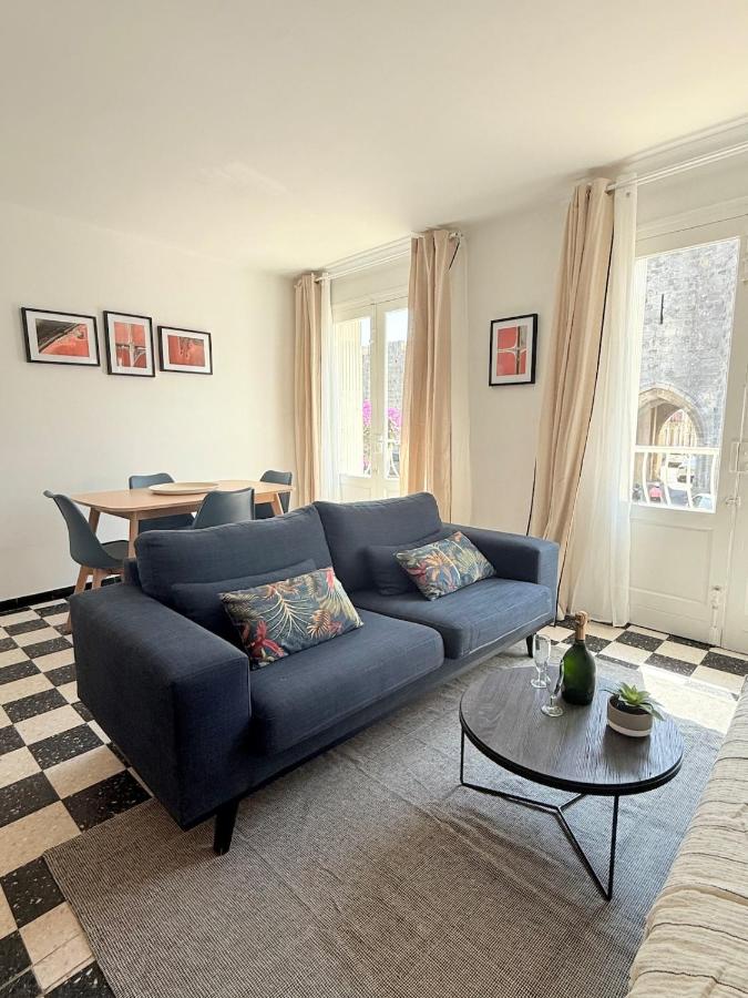 Appartement au pied des remparts - Ferienwohnung