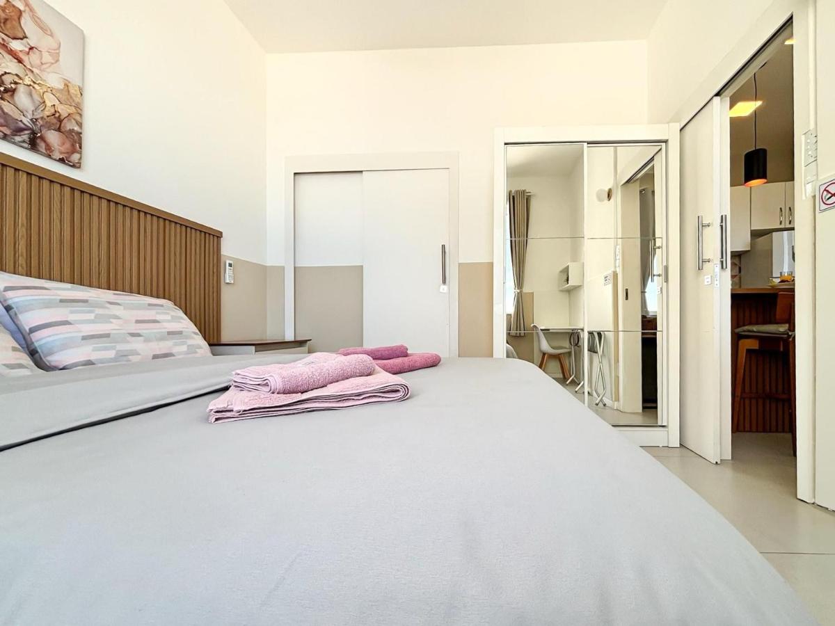 Atlântica pé na areia - B&B