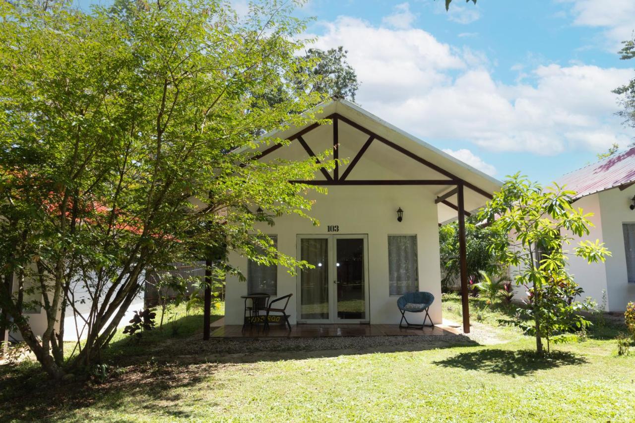 Bungalow con vistas al jardín