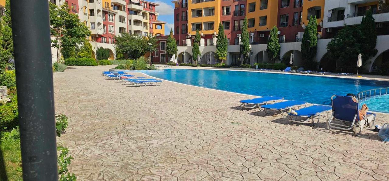 Apartament Sorrento Paradise in Marina Cape - Chambres d'hôtes Aheloy