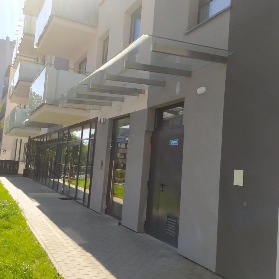 Apartamenty Centrum Warszawska 66 niebieski i różowy - B&B