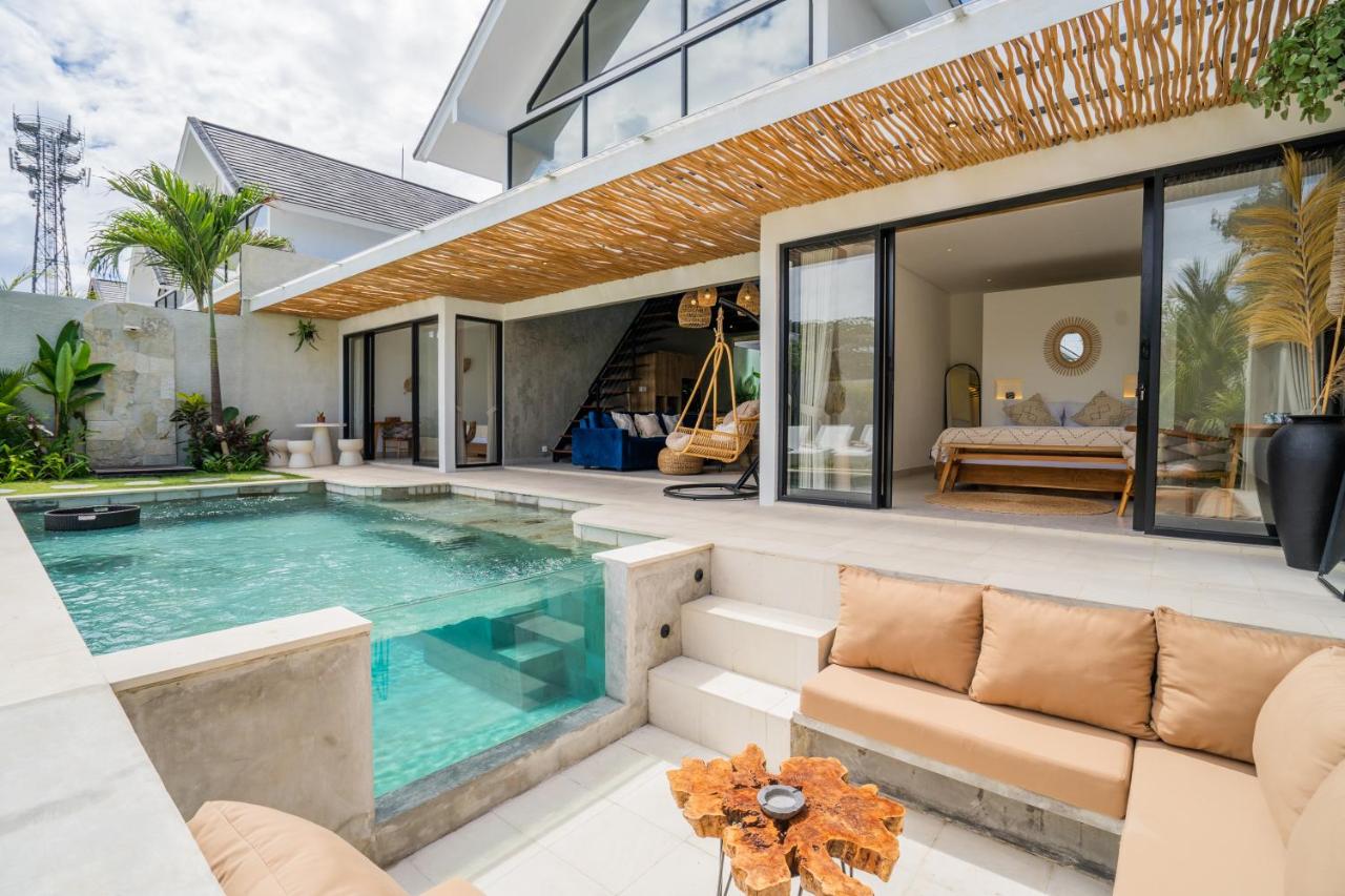 Suns Up - 3BR Villa in Kerobokan - B&B Kerobokan