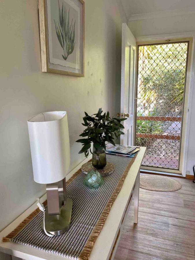 Bayhaven- Best deal 4 bedroom 2 bathroom getaway - B&B