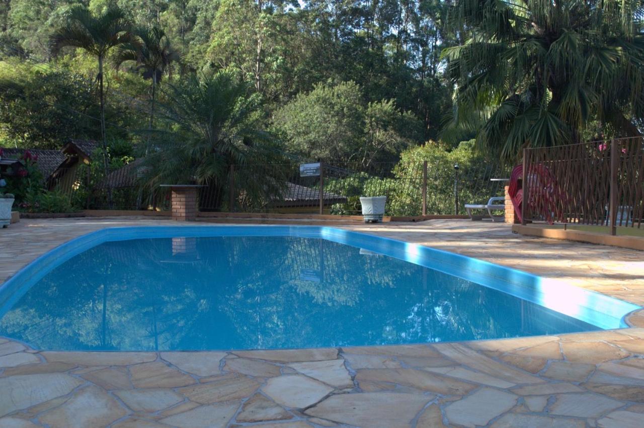 Pousada Valle das Pedras - Bed and Breakfast Pedra Bela