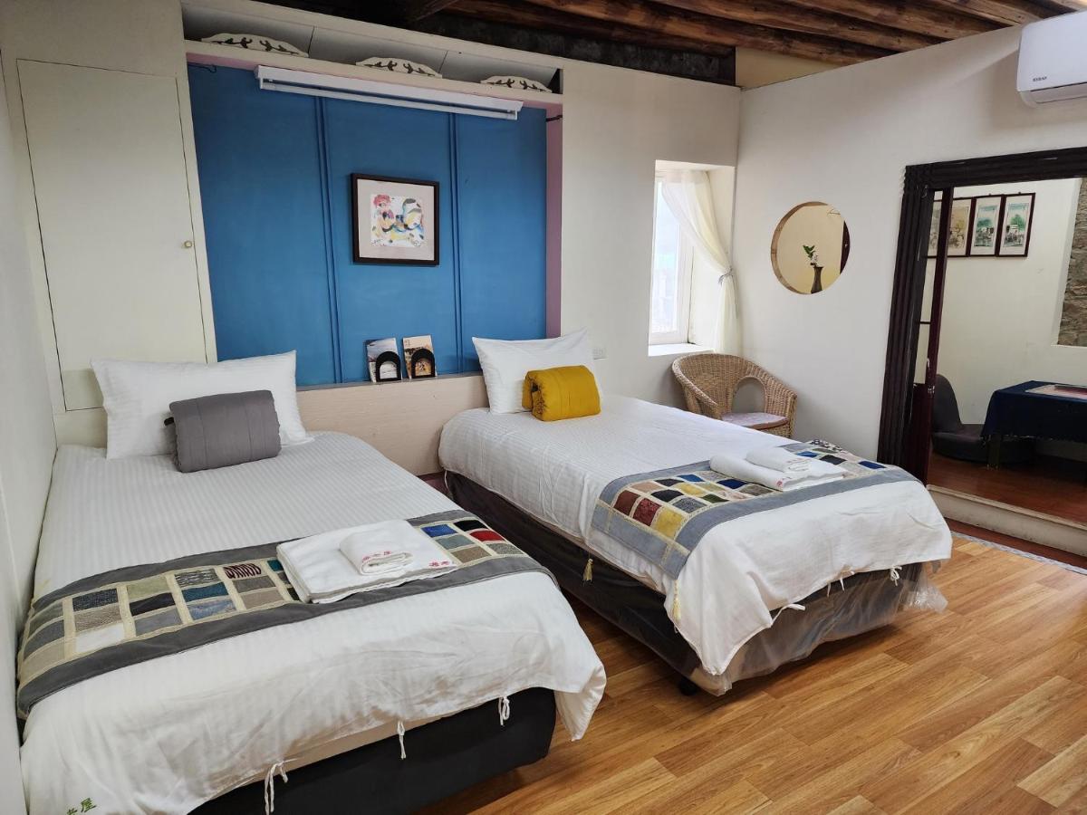 Standard Twin Room with Sea View