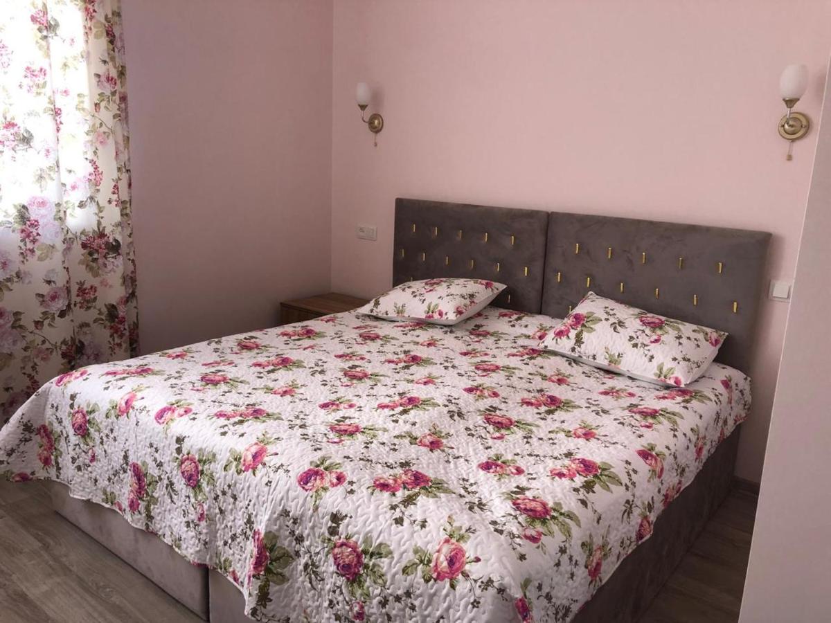 Basic Triple Room