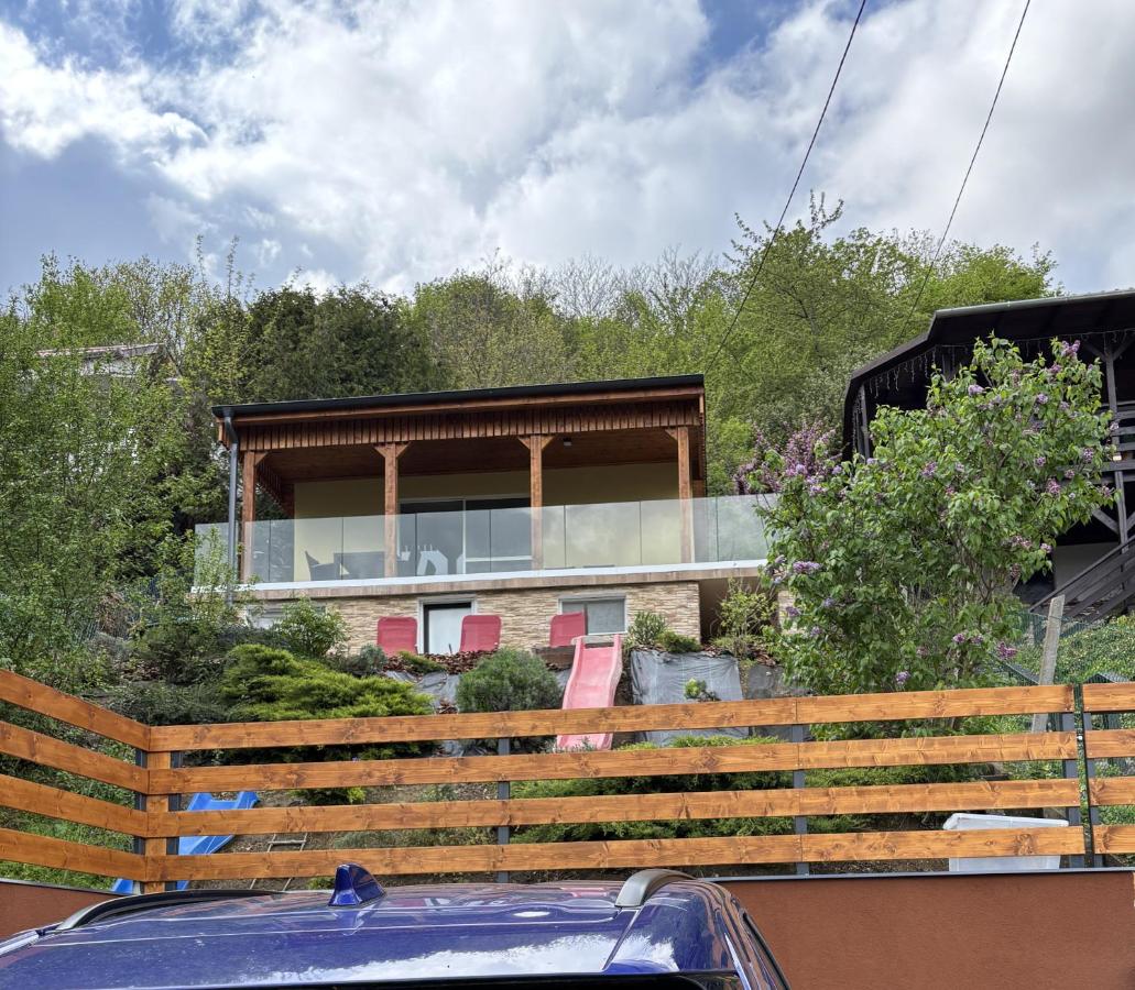 Aranyos Házikó - B&B