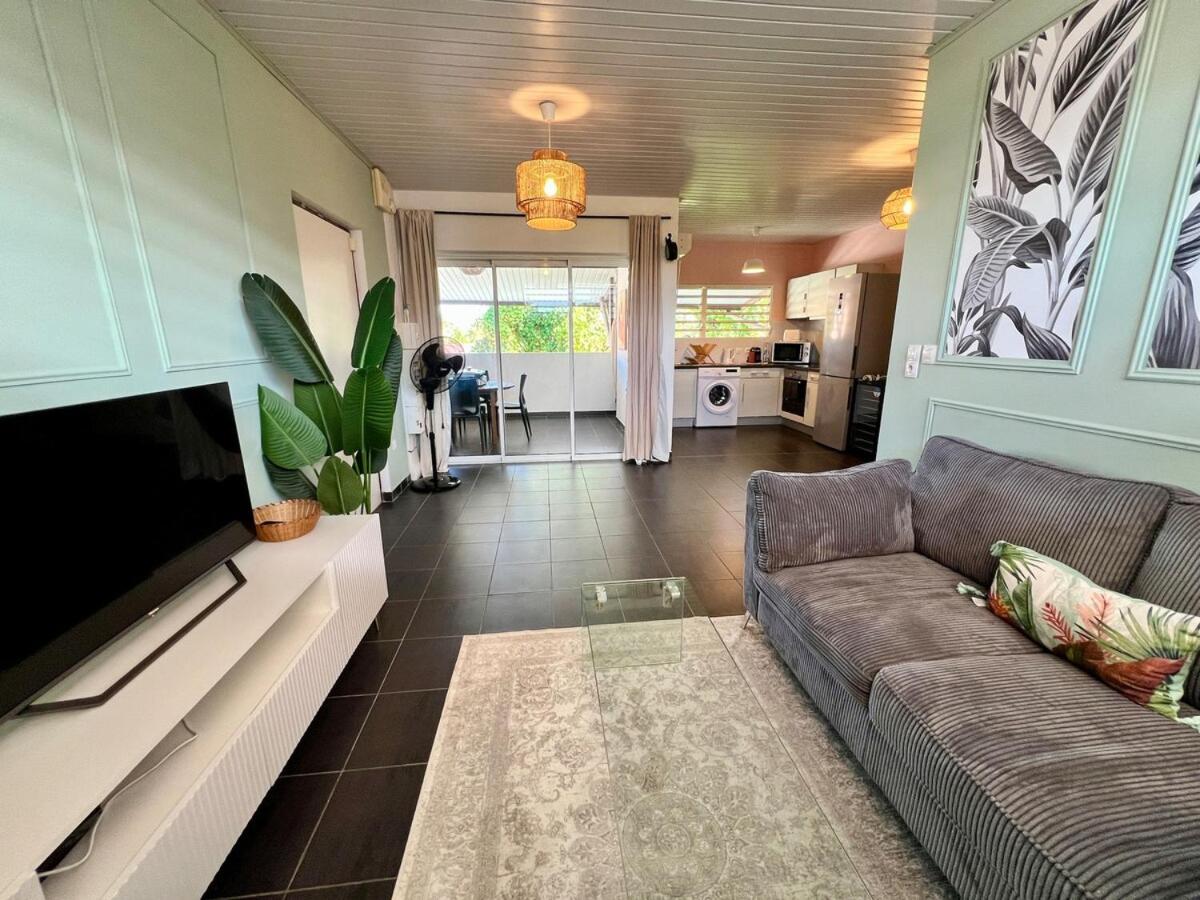 T2 moderne avec terrasse à 5min du centre ville - B&B Caienna