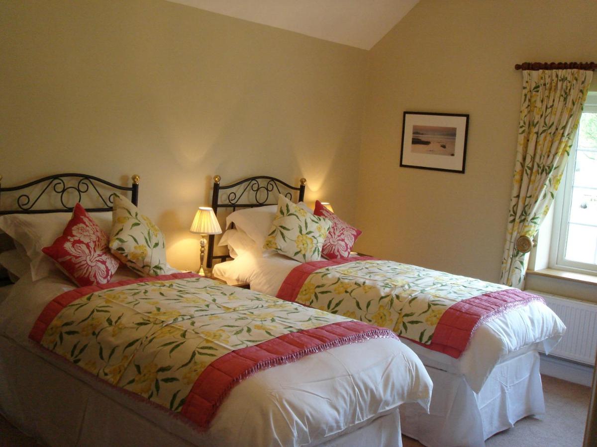 Deluxe Double or Twin Room with Garden View