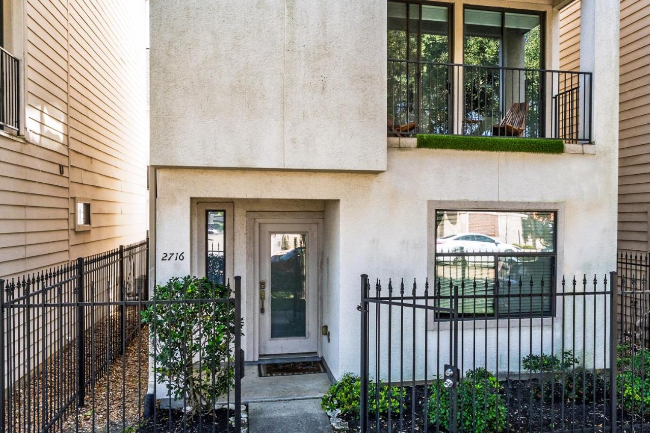 The Nest in East Downtown Houston Texas - B&B