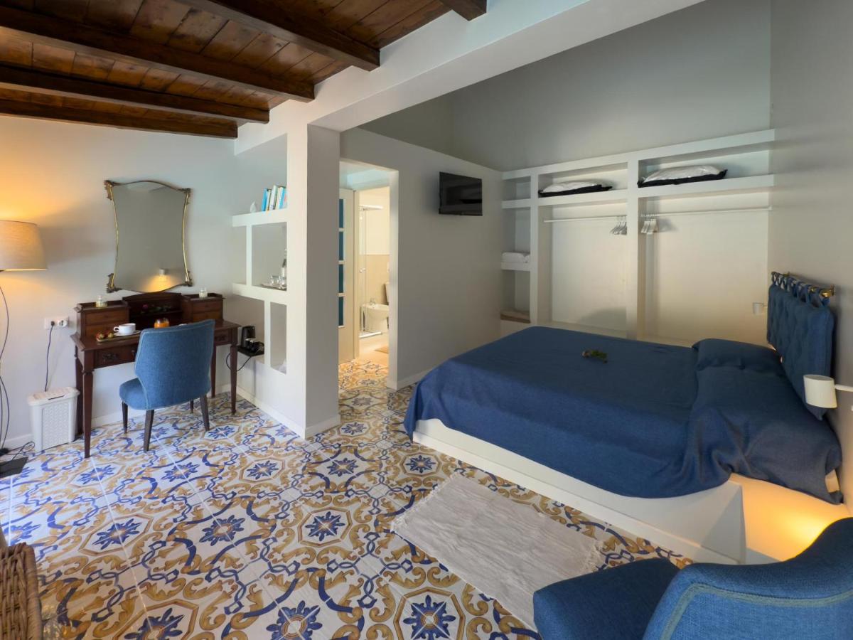 Habitación Doble con vistas a la piscina