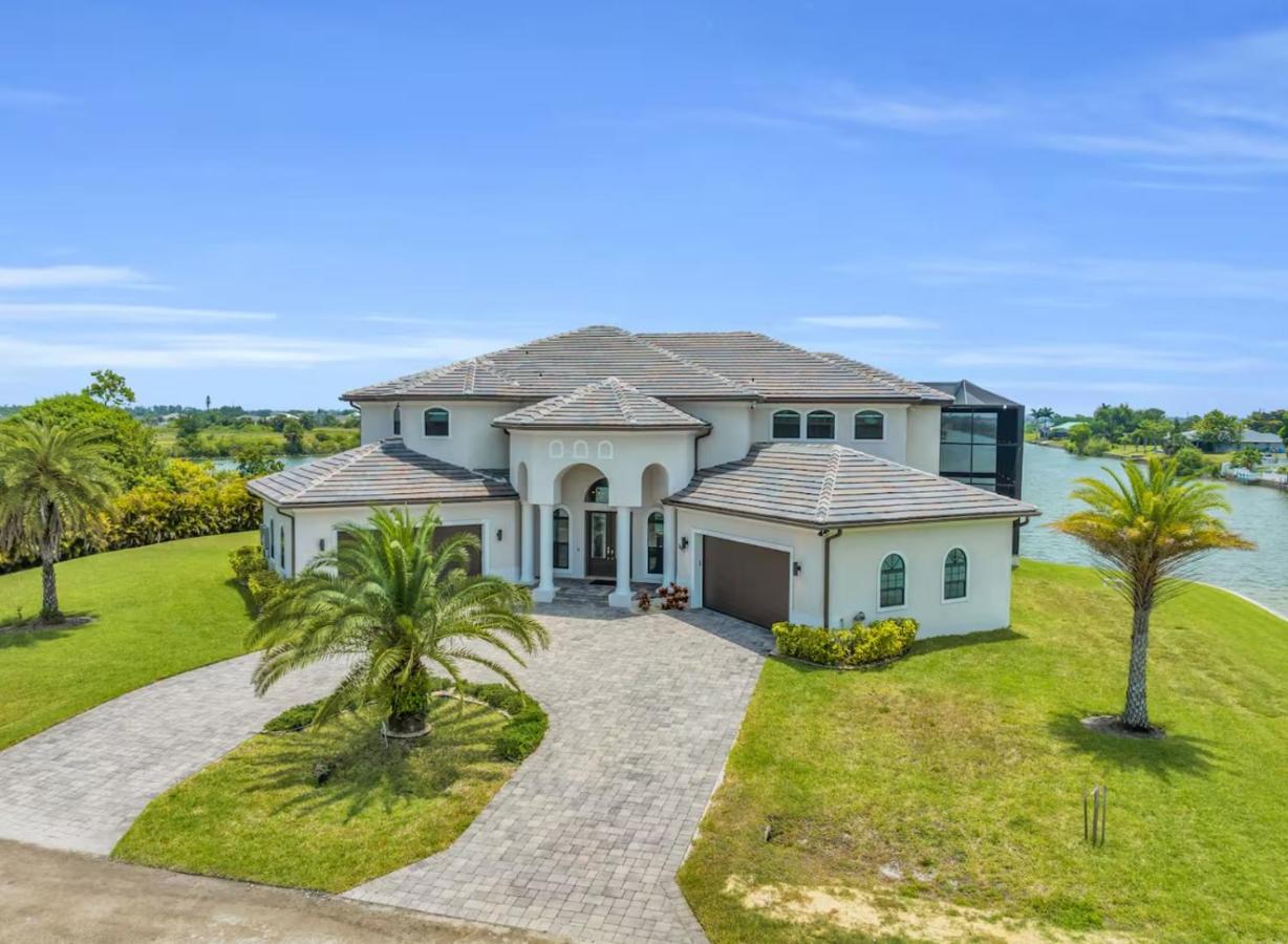 Tranquil Waters - B&B Cape Coral