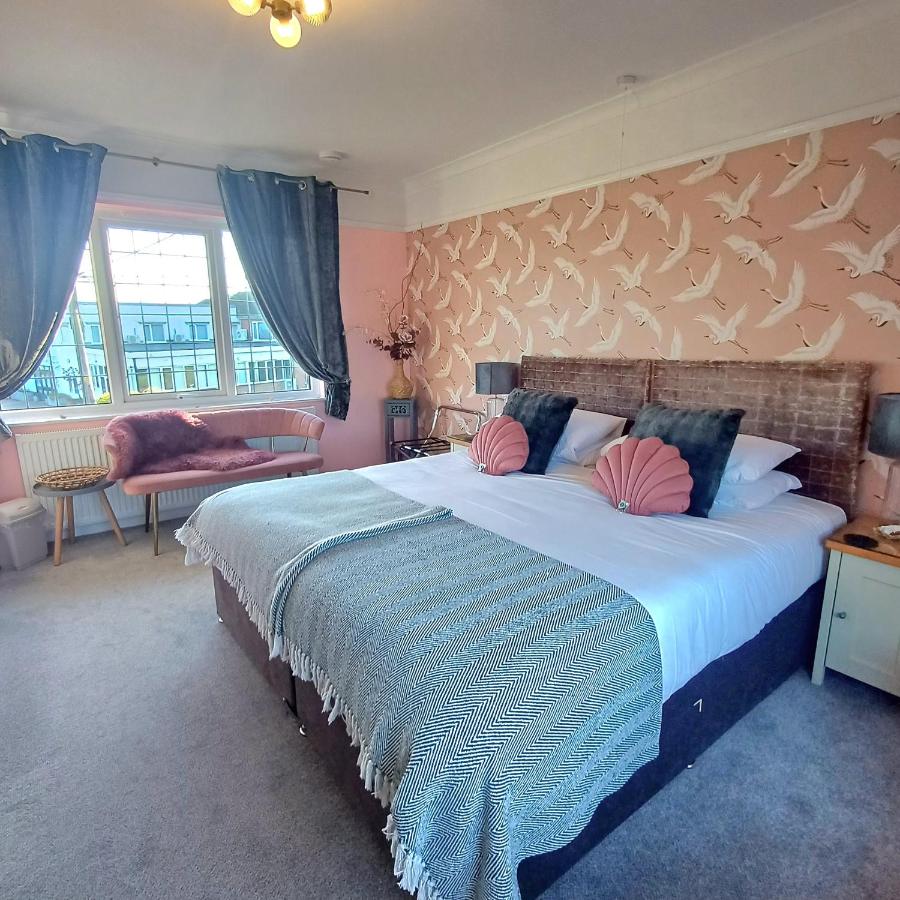 Chambre Double ou Lits Jumeaux - Vue Partielle sur Mer