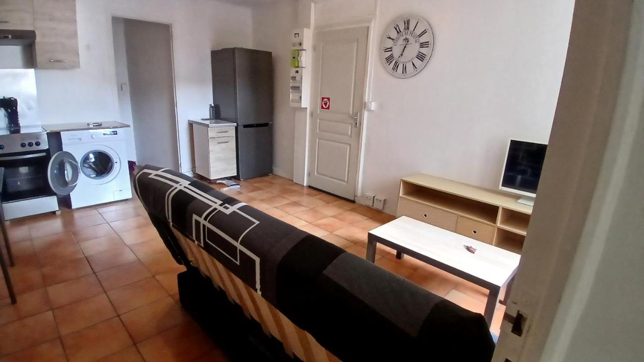 Joli T2 centre ville TALLARD - B&B