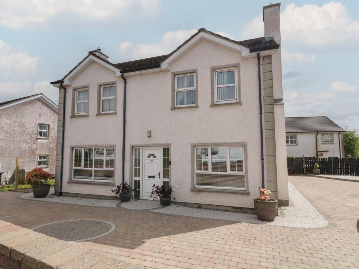 Donagh Cross Town House - B&B Carndonagh