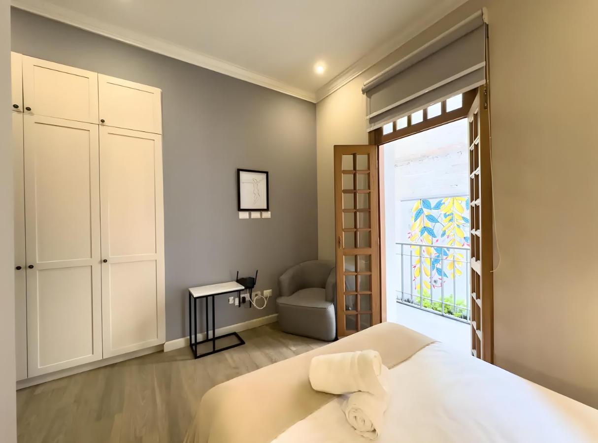Apartamento de 2 dormitorios con balcón