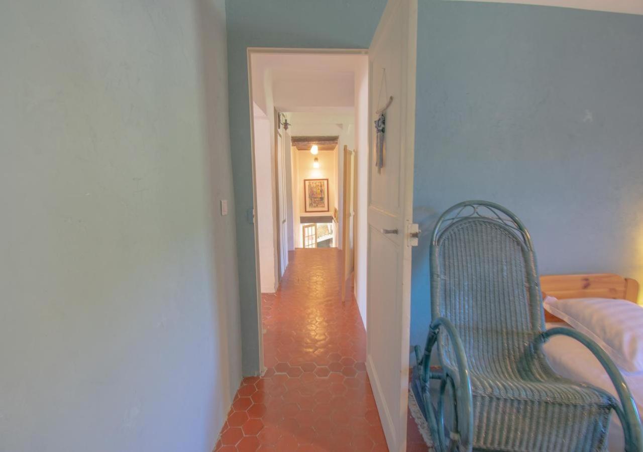 Seillans Maison provençale avec jardin privé 6p - Chambres d'hôtes Seillans
